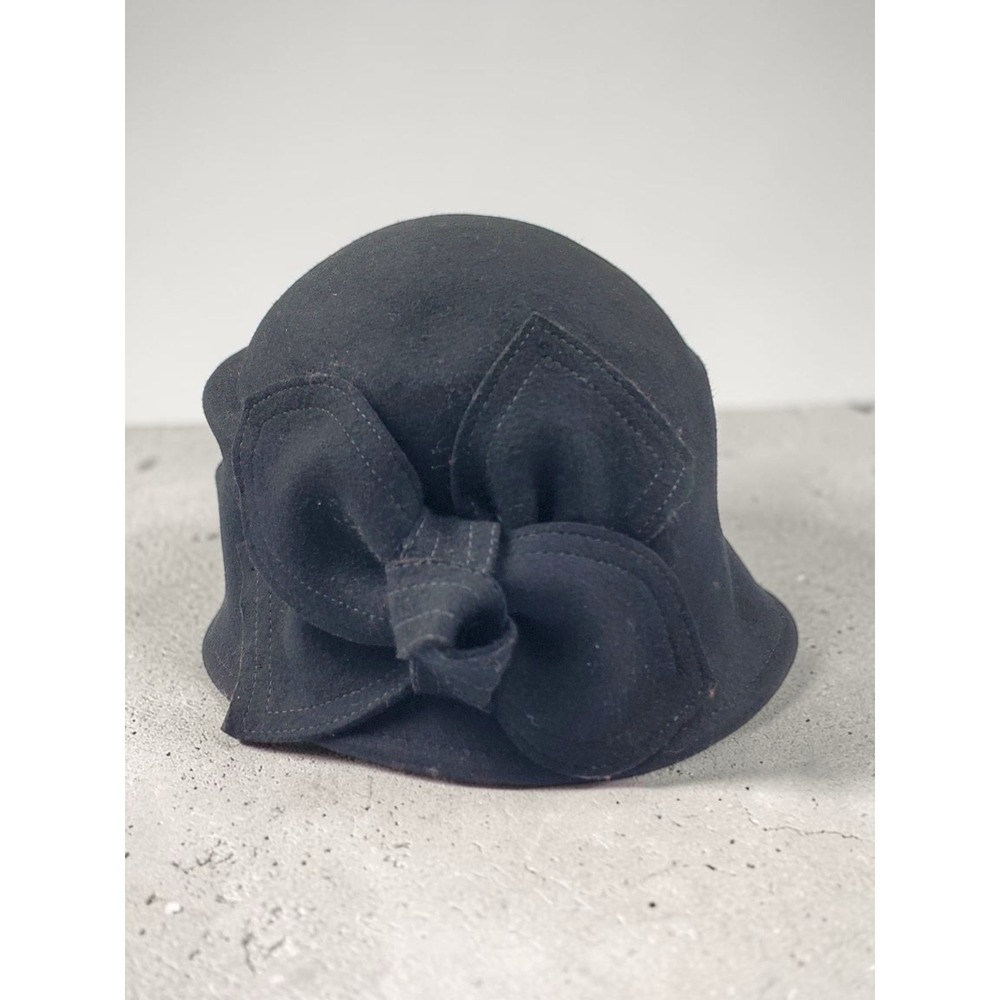 C.C Exclusives Black 100% Wool Cloche Hat Side Bow Tiered Vintage 1920s Style